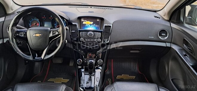 Chevrolet Cruze-6
