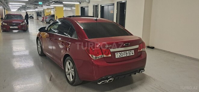 Chevrolet Cruze-13