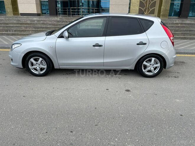 Hyundai i30 2010, 175,000 km - 1.4 l - Xırdalan