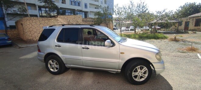 Mercedes ML 270 4MATIC 2000, 440,000 km - 2.7 l - Sumqayıt