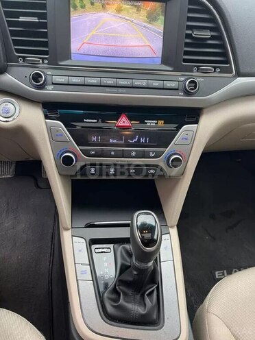 Hyundai Elantra 2017, 135,000 km - 2.0 л - Bakı