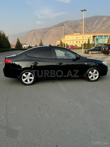 Hyundai Elantra 2008, 269,785 km - 2.0 л - Şəki