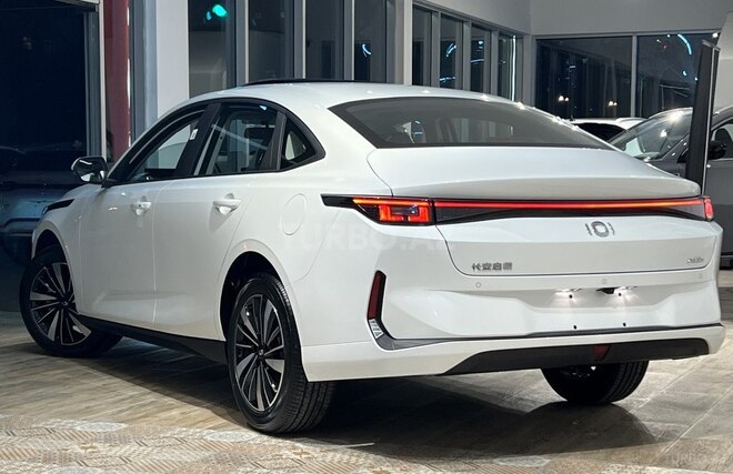 Changan Qiyuan A05-8