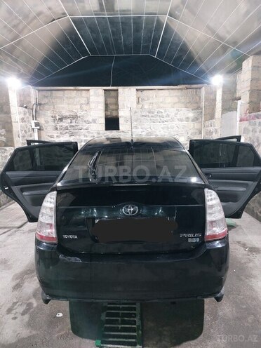 Toyota Prius-6