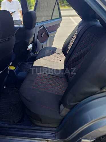 Mercedes E 250 1989, 320,000 km - 2.5 l - Şəki