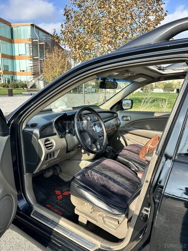 Mitsubishi Outlander 2003, 340,000 km - 2.4 л - Bakı