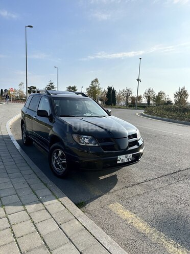 Mitsubishi Outlander 2003, 340,000 km - 2.4 л - Bakı