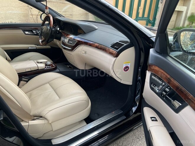 Mercedes S 500 2009, 279,000 km - 5.5 л - Bakı