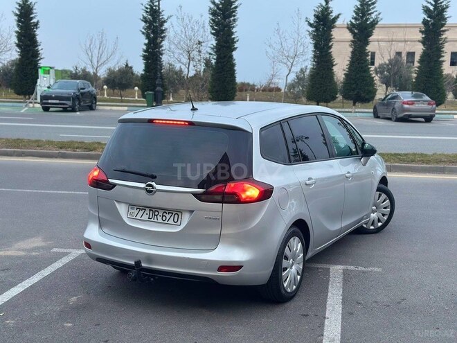 Opel Zafira 2016, 120,987 km - 1.4 l - Bakı