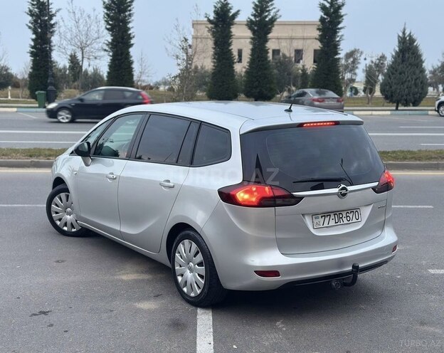 Opel Zafira 2016, 120,987 km - 1.4 l - Bakı