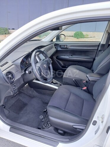 Toyota Corolla Fielder-18