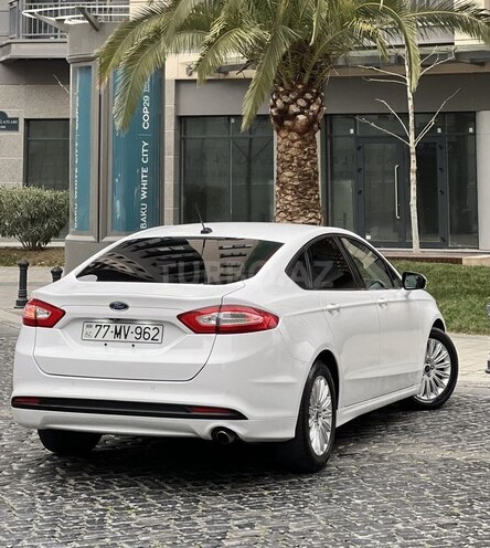 Ford Fusion (North America) 2015, 129,000 km - 2.0 l - Bakı