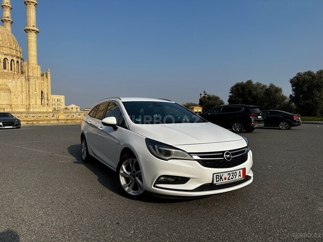 Opel Astra 2016, 174,400 km - 1.6 l - Bakı