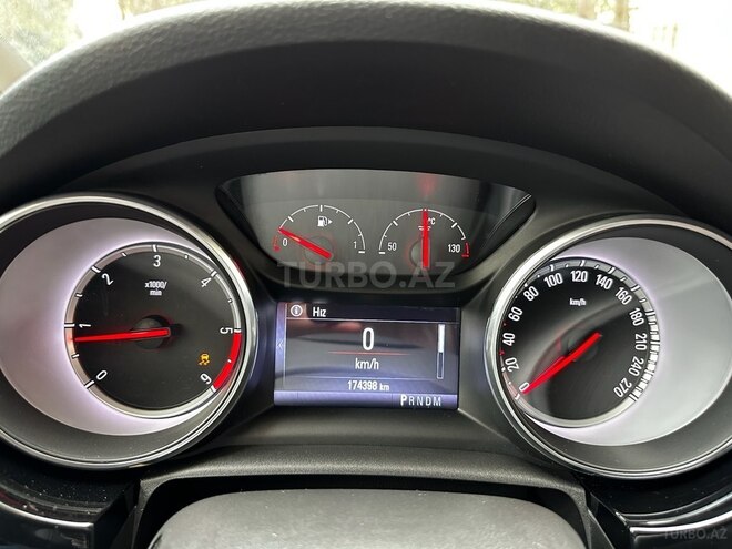 Opel Astra 2016, 174,400 km - 1.6 l - Bakı