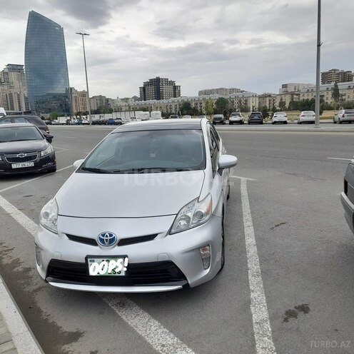Toyota Prius-1