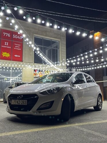 Hyundai i30 2012, 208,000 km - 1.6 л - Bakı