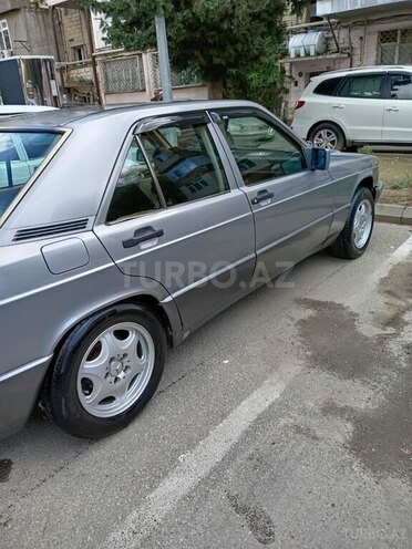 Mercedes 190 1992, 340,000 km - 2.0 l - Şirvan