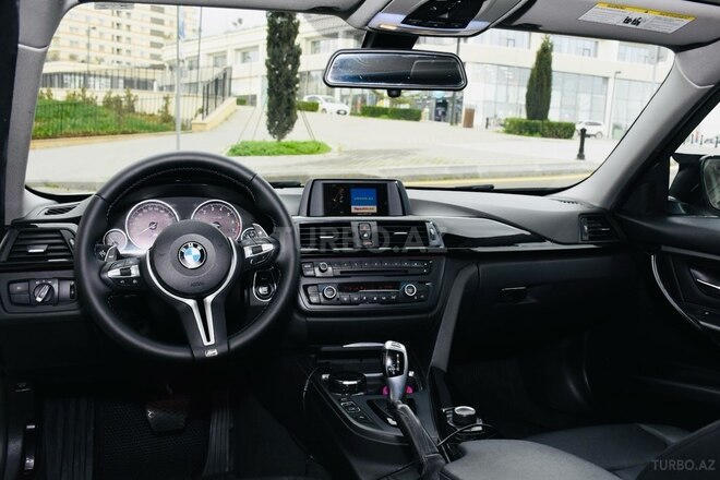 BMW 320-10