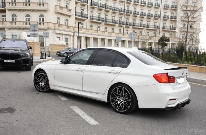 BMW 320-8