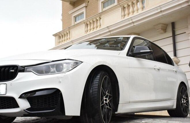 BMW 320-4