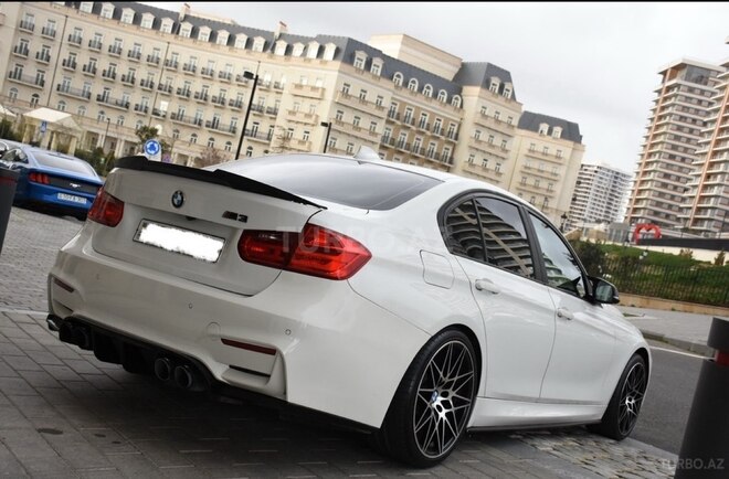 BMW 320-6