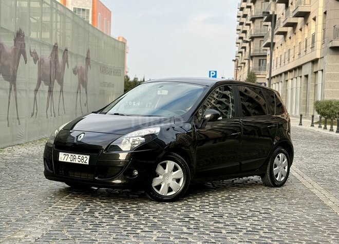 Renault Scenic-1