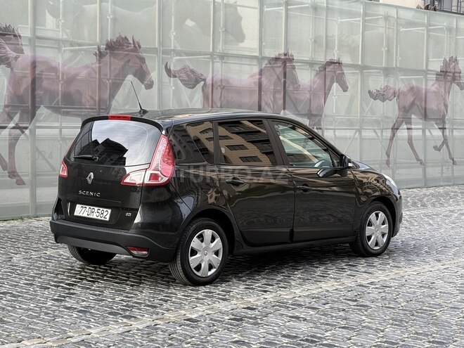 Renault Scenic-7
