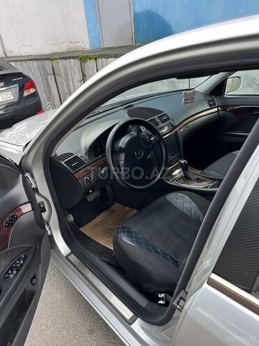 Mercedes E 220 d 2004, 410,000 km - 2.2 л - Bakı