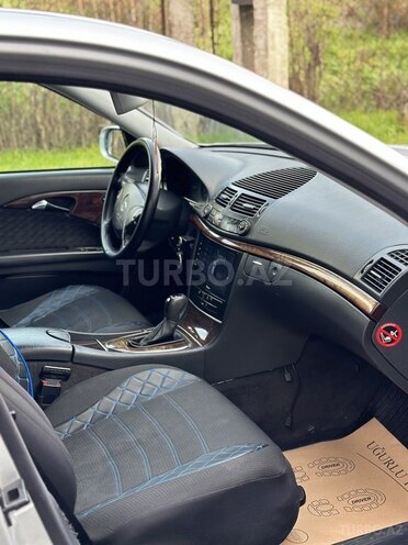 Mercedes E 220 d 2004, 410,000 km - 2.2 л - Bakı