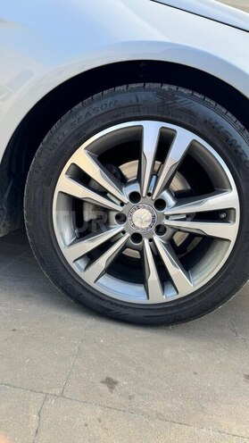 Mercedes E 220 d 2013, 295,000 km - 2.2 л - Bakı