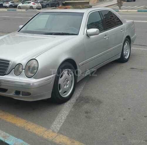 Mercedes E 280 2000, 290,000 km - 2.8 л - Sumqayıt