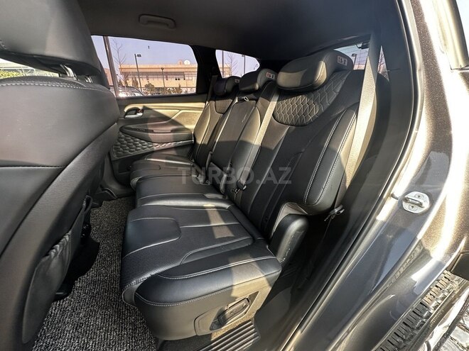 Hyundai Santa Fe-21