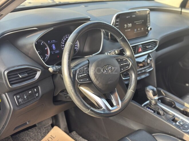 Hyundai Santa Fe-7