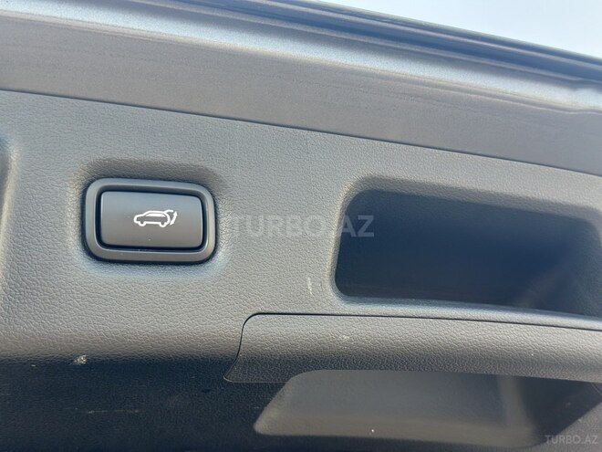 Hyundai Santa Fe-17