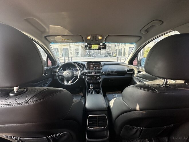 Hyundai Santa Fe-18