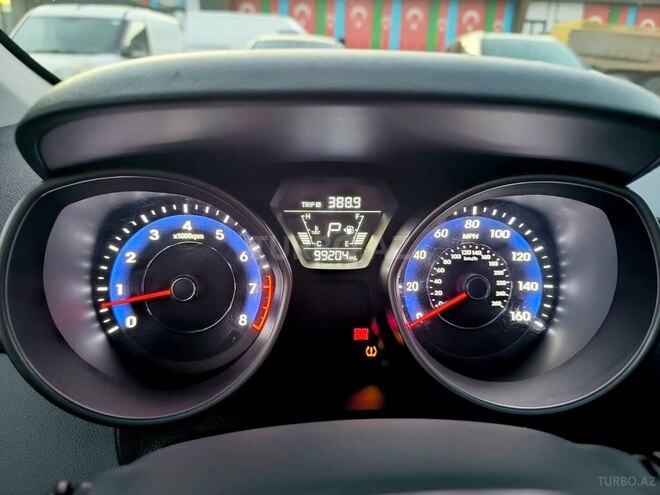 Hyundai Elantra 2015, 99,204 km - 1.8 л - Bakı
