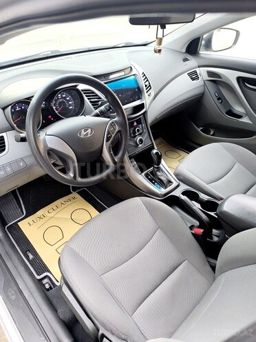 Hyundai Elantra 2015, 99,204 km - 1.8 л - Bakı