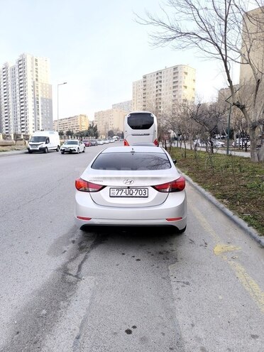 Hyundai Elantra 2015, 99,204 km - 1.8 л - Bakı