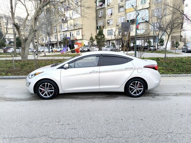 Hyundai Elantra 2015, 99,204 km - 1.8 л - Bakı