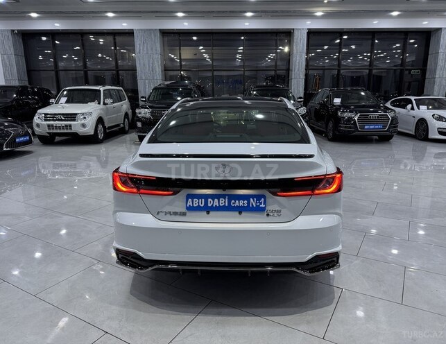 Toyota Camry-7