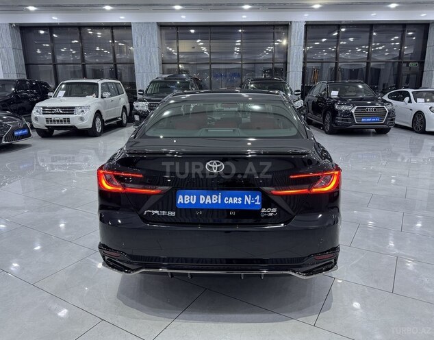 Toyota Camry-7