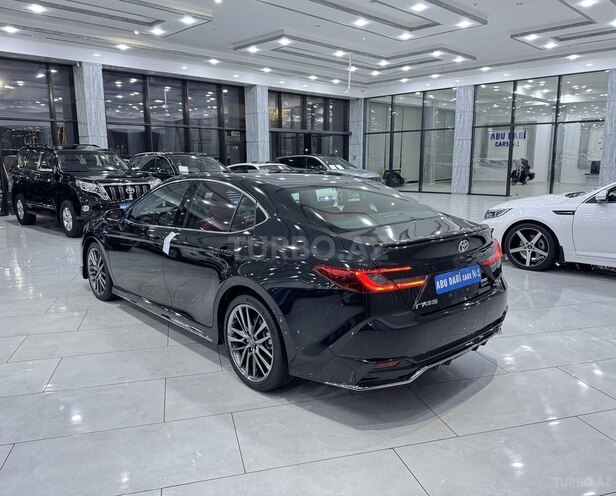 Toyota Camry-6