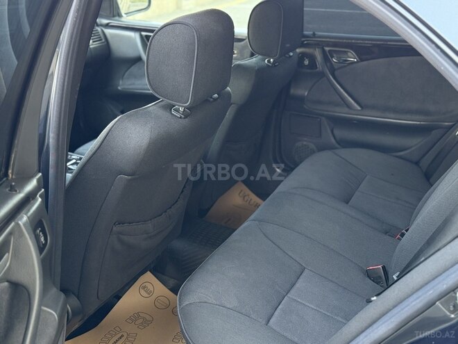 Mercedes E 200 2000, 321,013 km - 2.0 l - Gəncə
