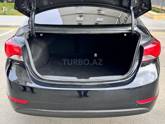 Hyundai Elantra 2015, 92,500 km - 1.8 л - Bakı