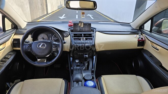 Lexus NX 200t 2014, 81,900 km - 2.0 л - Bakı