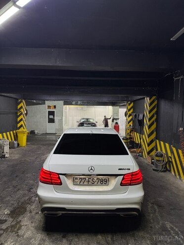 Mercedes E 200 2013, 325,000 km - 2.0 l - Bakı