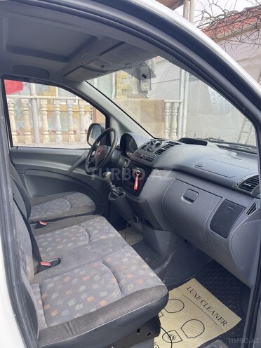 Mercedes Vito 111 2009, 320,000 km - 2.2 л - Bakı