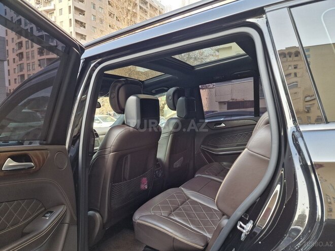 Mercedes GLS 500 4MATIC 2018, 107,000 km - 4.7 l - Bakı