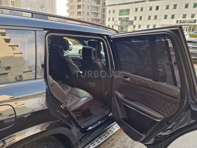 Mercedes GLS 500 4MATIC 2018, 107,000 km - 4.7 l - Bakı