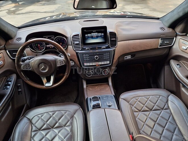 Mercedes GLS 500 4MATIC 2018, 107,000 km - 4.7 l - Bakı